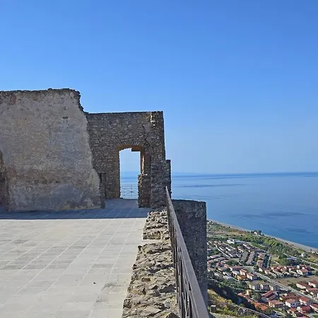 Bed & Breakfast Mare E Luna 3*
