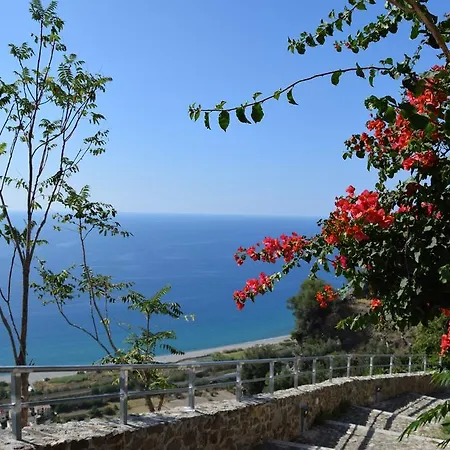 Bed & Breakfast Mare E Luna 3*