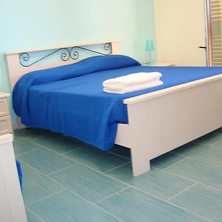 Bed and breakfast Mare E Luna 3*