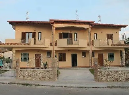 Bed and breakfast Mare E Luna 3*