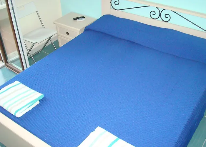 Mare E Luna Alojamento de Acomodação e Pequeno-almoço Fiumefreddo Bruzio