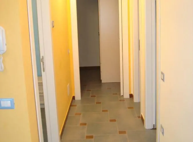 Mare E Luna 住宿加早餐酒店 菲乌梅夫雷多布鲁齐奥